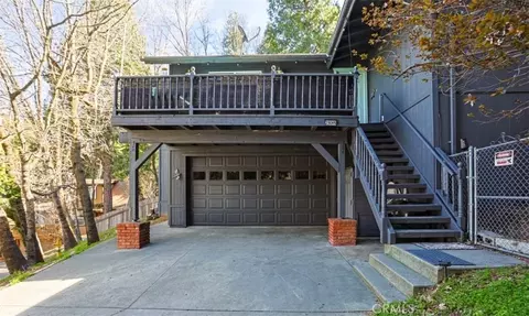 Exterior - 23095 Hemlock, Crestline, CA 92325 photo 1 of 10