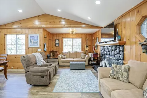 Living - 23095 Hemlock, Crestline, CA 92325 photo 2 of 2