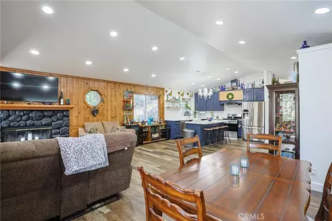 Dining - 23095 Hemlock, Crestline, CA 92325 photo 1 of 3