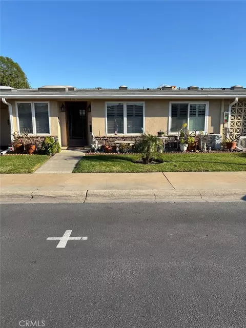 1440 Pelham #105J, Seal Beach, CA 90740