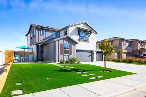 30830 White Pines Dr, Menifee, CA 92584