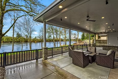 3925 Rivercrest Dr N, Keizer, OR 97303