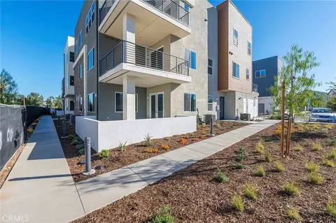 121 Baluster, Irvine, CA 92618