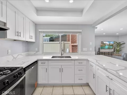 5442 Villa #4, Cypress, CA 90630