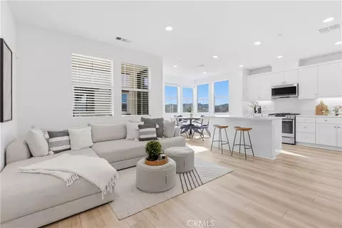 1300 Lasso Way #305, Rancho Mission Viejo, CA 92694