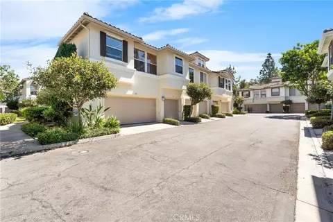 311 Falcon Crk, Irvine, CA 92618