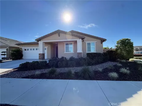 Exterior - 30339 Roebuck Ct, Menifee, CA 92584 photo 11 of 12