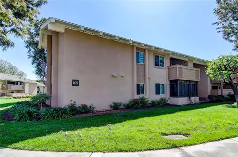 8788 Coral Springs Ct #207F, Huntington Beach, CA 92646