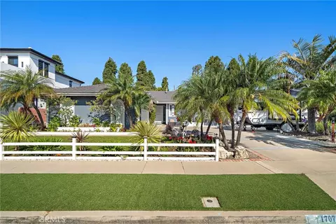 17075 Buttonwood St, Fountain Valley, CA 92708