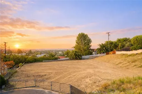 19352 Lemon Hl, Santa Ana, CA 92705