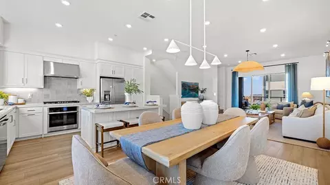 832 Sonia, Irvine, CA 92618 photo 5
