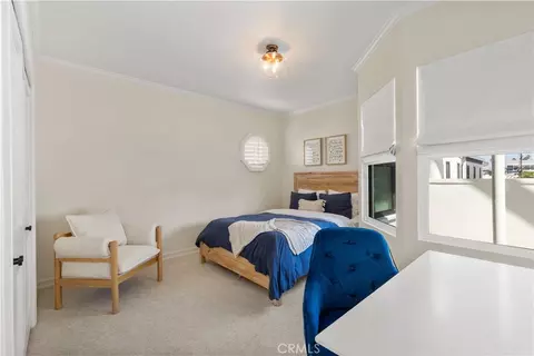 Bedroom - 5537 E Seaside Walk, Long Beach, CA 90803 photo 2 of 2