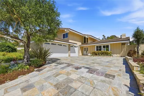 25952 Serenata, Mission Viejo, CA 92691