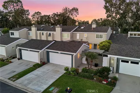 7195 Riptide Cir, Huntington Beach, CA 92648
