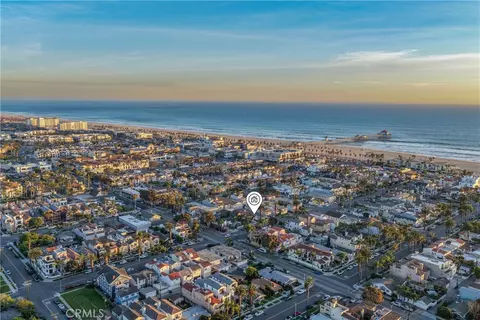 318 8th St, Huntington Beach, CA 92648