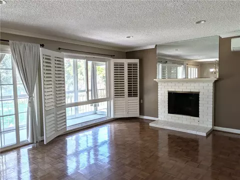 859 Ronda Mendoza #D, Laguna Woods, CA 92637