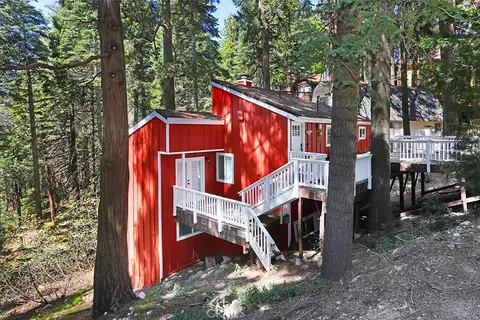 531 W Victoria Ct, Lake Arrowhead, CA 92352