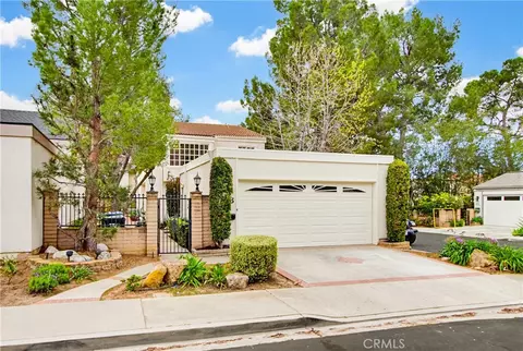 48 Willow Tree Ln, Irvine, CA 92612