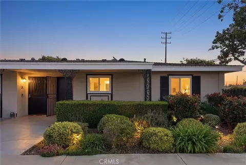 2400 Elden #32, Costa Mesa, CA 92627