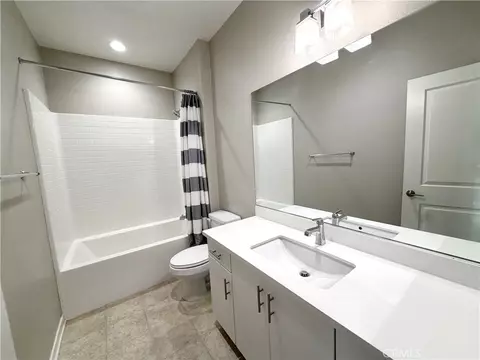 Bath - 718 Central Ave, Upland, CA 91786 photo 5 of 5