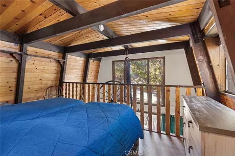 Bedroom - 189 Moreno Ln, Sugarloaf, CA 92386 photo 3 of 6