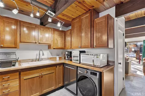 Other - 189 Moreno Ln, Sugarloaf, CA 92386 photo 5 of 6
