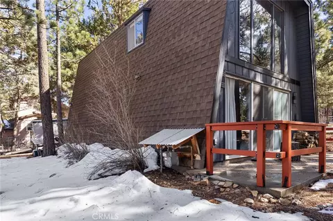 Exterior - 189 Moreno Ln, Sugarloaf, CA 92386 photo 4 of 7