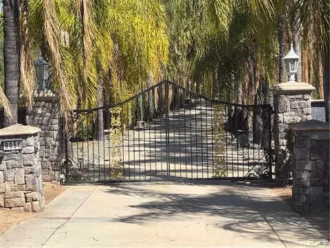 9050 Hunt Rd, Corona, CA 92883