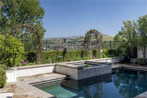 2589 N Promontory, Orange, CA 92867