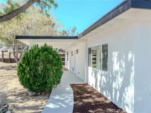 49126 Park Ave, Morongo Valley, CA 92256