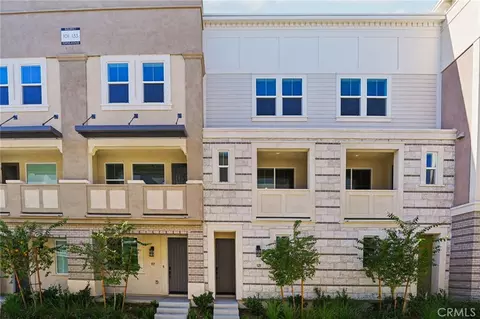 157 N First Ave, Upland, CA 91786