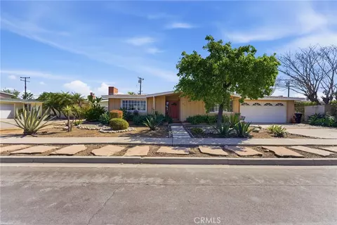3030 Samoa, Costa Mesa, CA 92626