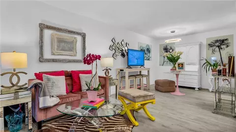420 N Villa Ct #107, Palm Springs, CA 92262