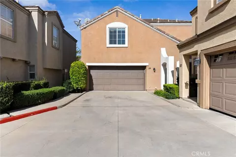 24 Rue De Nicole, Foothill Ranch, CA 92610