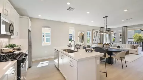26852 Serif Pl, Valencia, CA 91381
