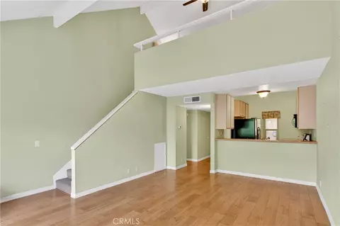 143 Orange Blossom #113, Irvine, CA 92618