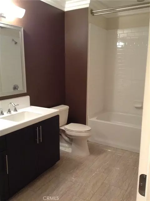 Bath - Undisclosed, Irvine, CA 92612 photo 1 of 6