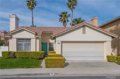 17 Avignon Ave, Foothill Ranch, CA 92610