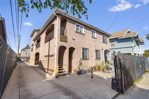879 E 40th Pl, Los Angeles, CA 90011