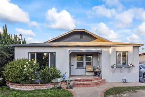 3165 Oakwood Ave, Lynwood, CA 90262