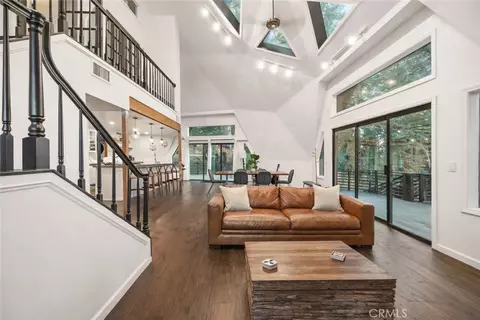 Entry Way - 1349 Valley Vw, Crestline, CA 92325 photo 1 of 2
