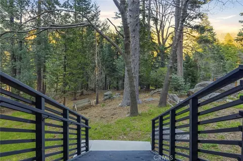 Exterior - 1349 Valley Vw, Crestline, CA 92325 photo 10 of 12