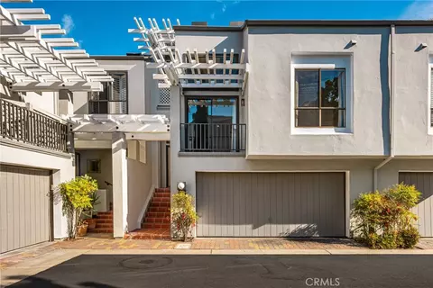 30 Waterway #43, Irvine, CA 92614