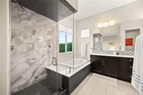 Bath - 84994 Bedero Ct, Indio, CA 92203 photo 2 of 3