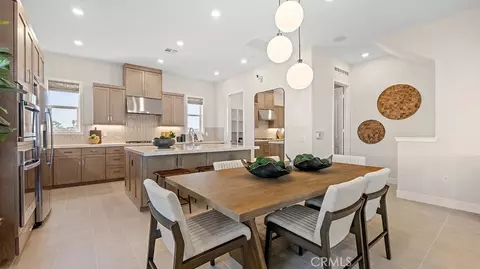 Dining - 840 Sonia, Irvine, CA 92618 photo 1 of 2
