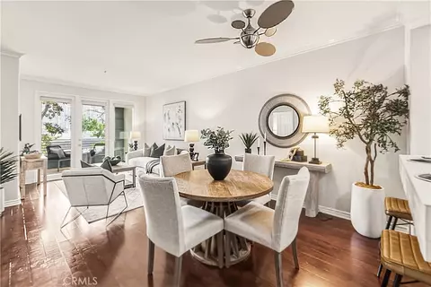 2233 Martin #115, Irvine, CA 92612