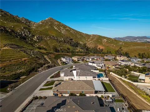 View/Area - 20996 Mountain Gate Dr, Riverside, CA 92507 photo 11 of 18