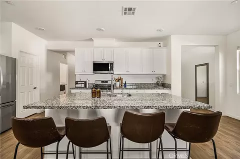 Kitchen - 20996 Mountain Gate Dr, Riverside, CA 92507 photo 3 of 5