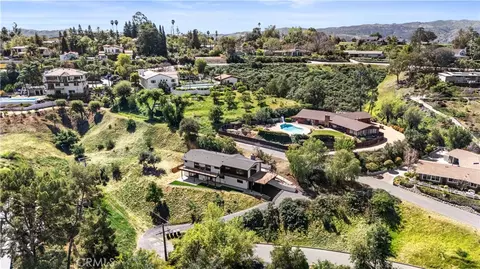 View/Area - 1909 Canyon, Redlands, CA 92373 photo 2 of 8