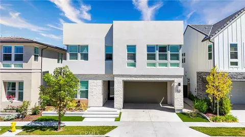 200 Longden, Lake Forest, CA 92630